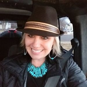 Meet your Posher, Lisa